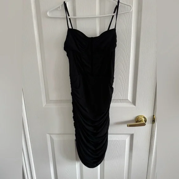 SHEIN ICON RUCHED BUSTIER BODYCON DRESS SIZE SMALL/4 NEVER WORN NWOT KNIT FABRIC - Picture 5 of 10